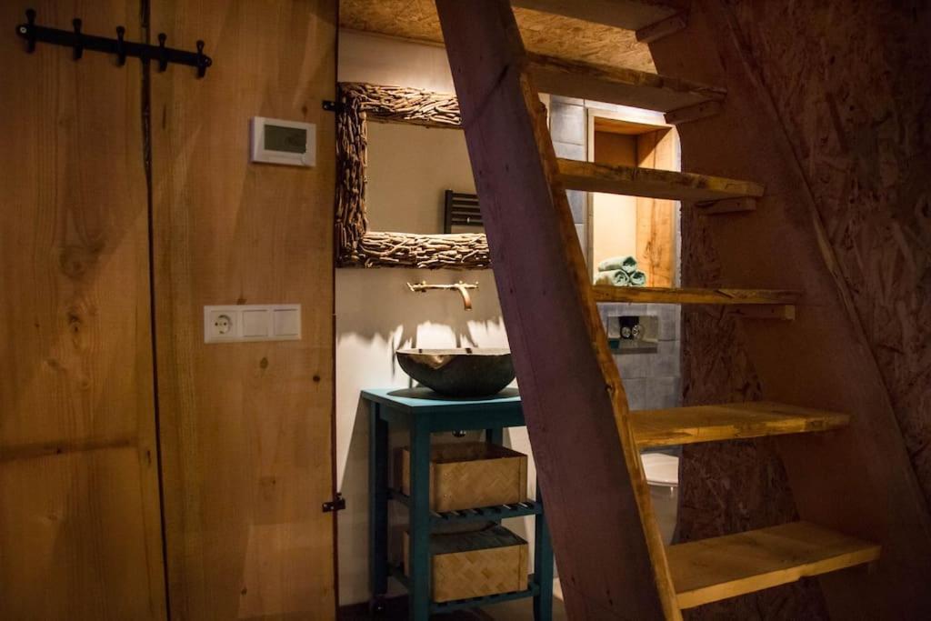 Balistyle Guesthouse Incl Hottub Near Amsterdam And Haarlem Велсен-Зёйд Экстерьер фото