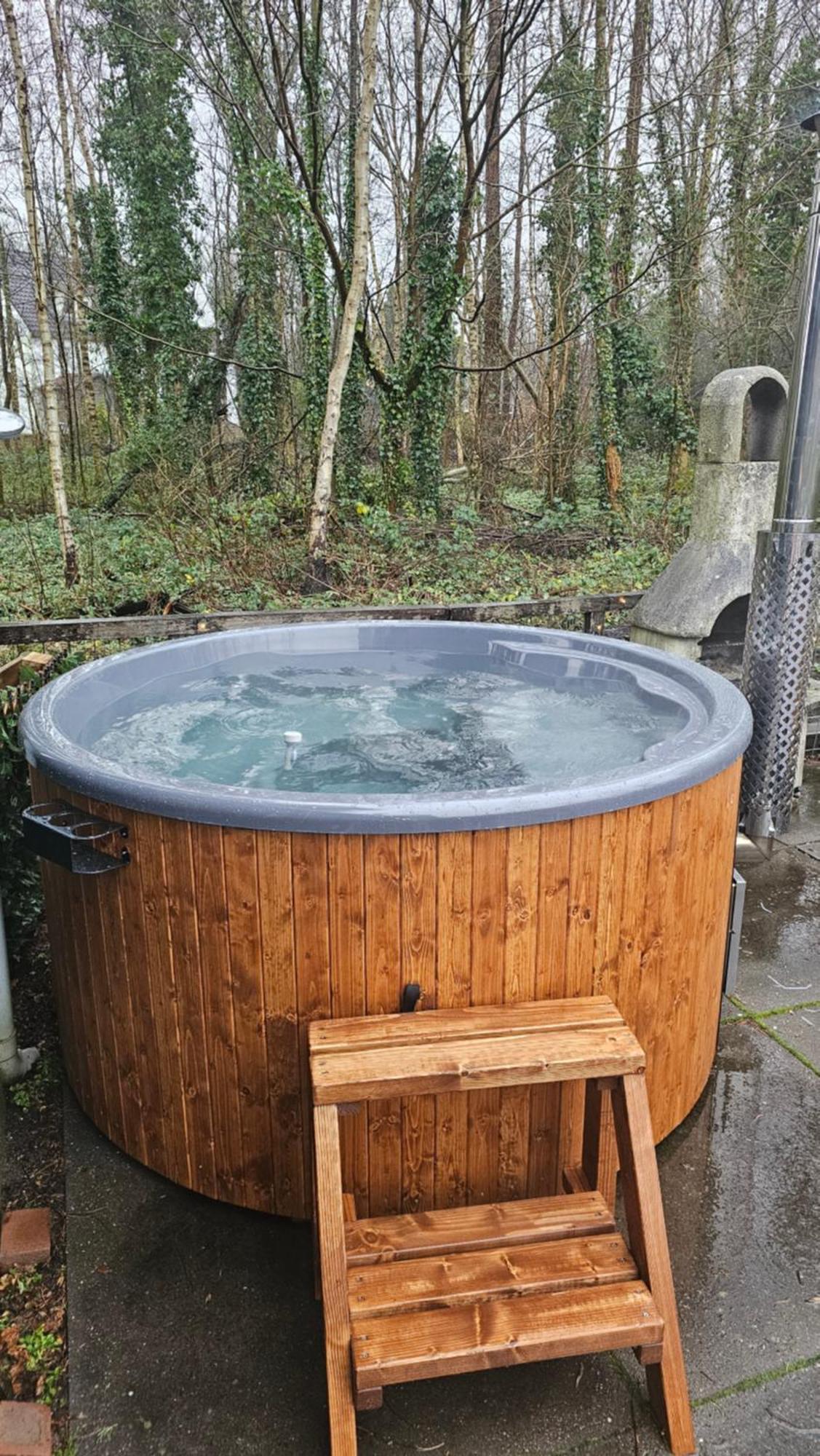 Balistyle Guesthouse Incl Hottub Near Amsterdam And Haarlem Велсен-Зёйд Экстерьер фото